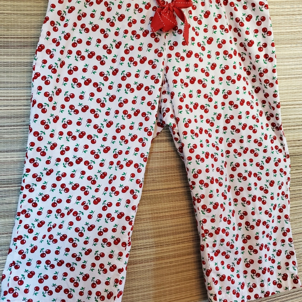 Old Navy: Cherry Bomb! Poplin Capri, 100% Cotton